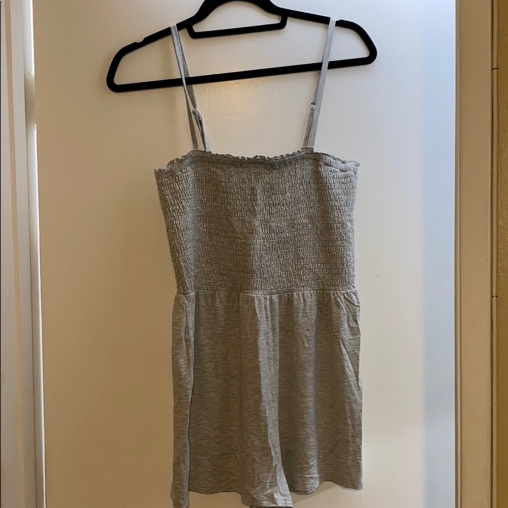 ⭐️ NWT ⭐️ Forever21 Gray Pajama Romper - L